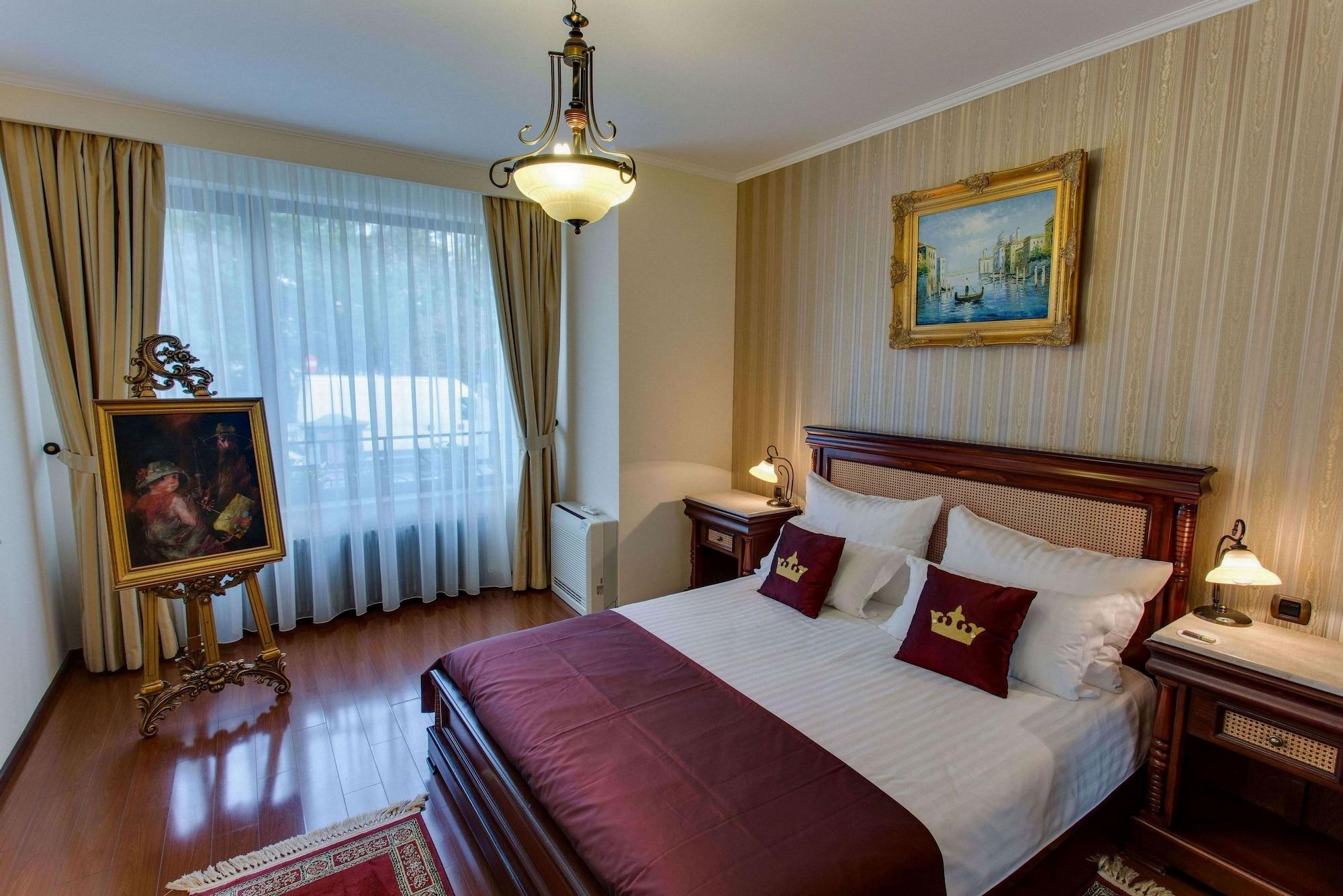Vila Paris Boutique Hotel Bukarest Zimmer foto
